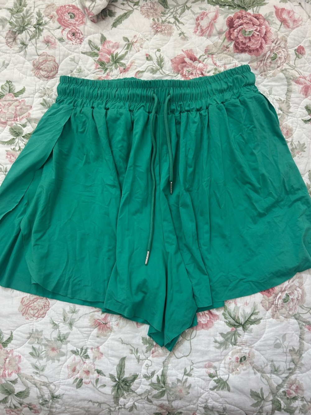 Love Tree Green Elastic Drawstring Skort Shorts